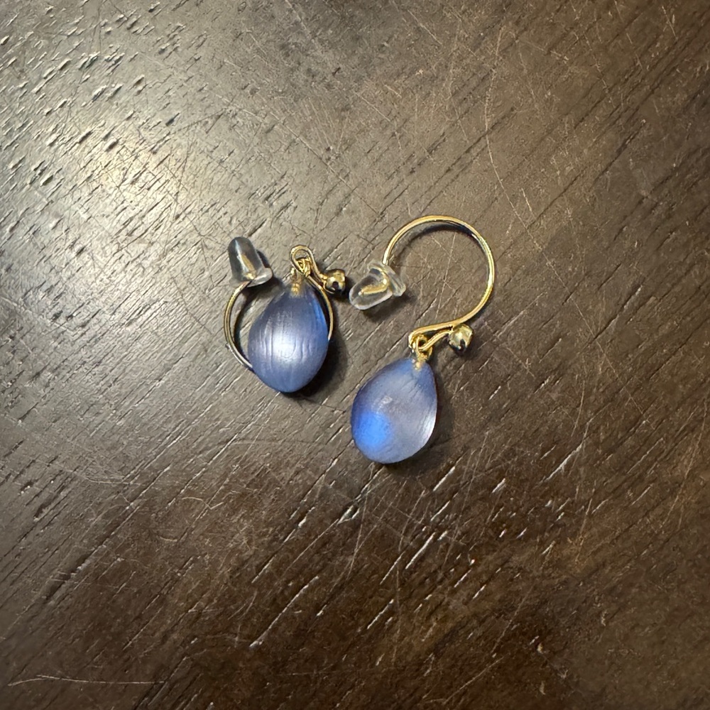 New Alexis bittar lucite teardrop earrings steel blue - Picture 3 of 3